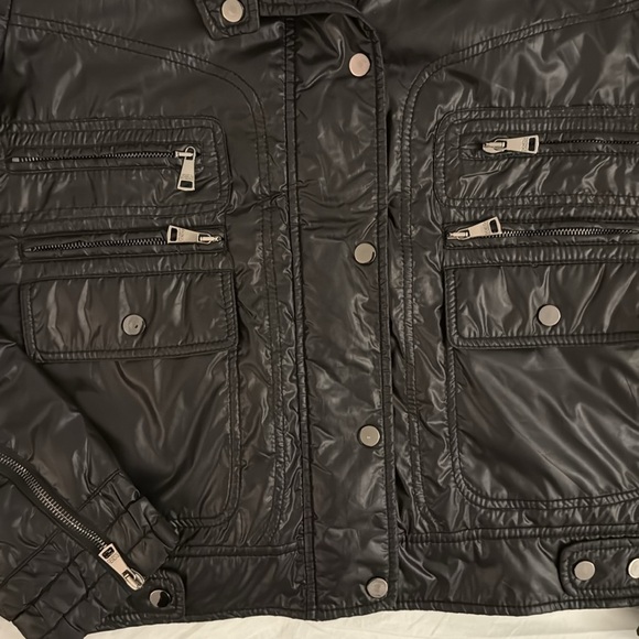 Dolce & Gabbana Authentic Luxury Jacket | EU 44 / US 8 | Iconic Designer Piece - Picture 5 of 16